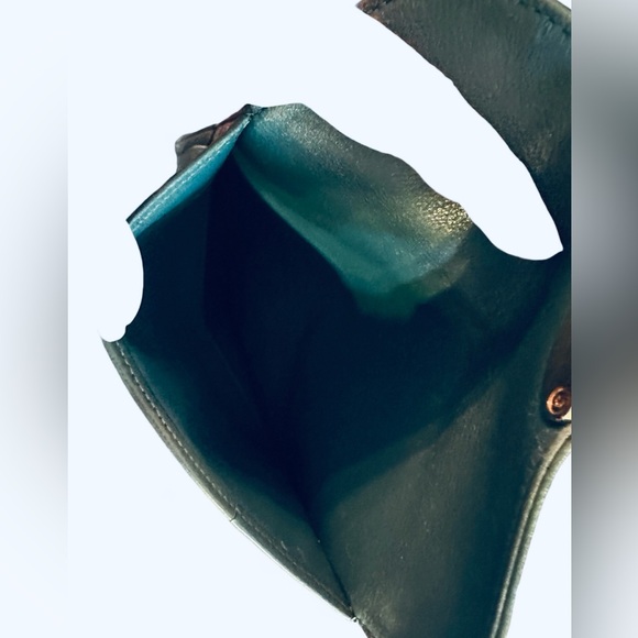 Authentic LOUIS VUITTON Monogram MAHINA Leather Green Wallet organizer With Box - Picture 7 of 10